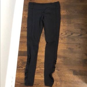 Lululemon black leggings